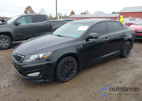 2012 Kia Optima Sx z USA, uszkodzony, nr VIN 5XXGR4A64CG013450